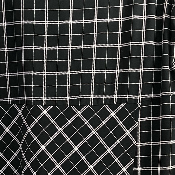 J. Jill Black and White Sheath Dress 3/4 Sleeve Crew Neck. Size SP - Picture 2 of 6